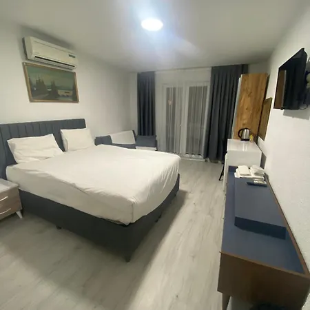 Aparthotel Mara Taxim 4*